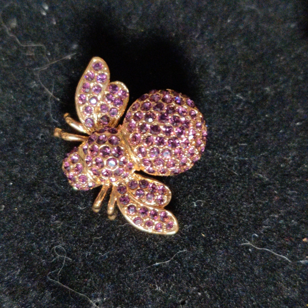 Joan Rivers RARE purple sparkly stone bee brooch pin